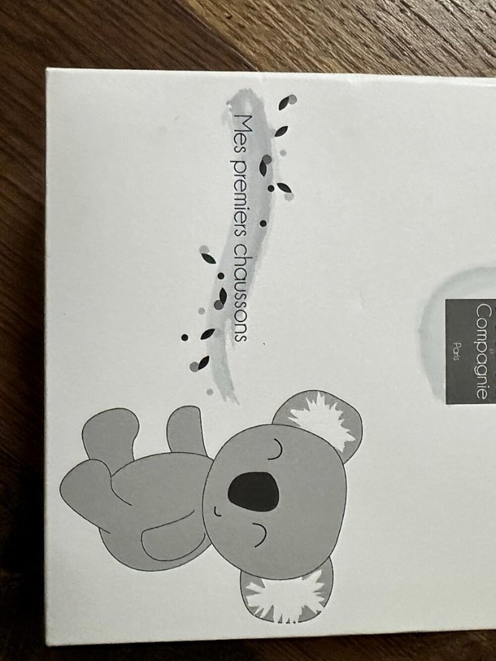 Doudou Et Compagnie Infant Slippers - Bear (Koala) DC3723, Grey and White, 0-6 M